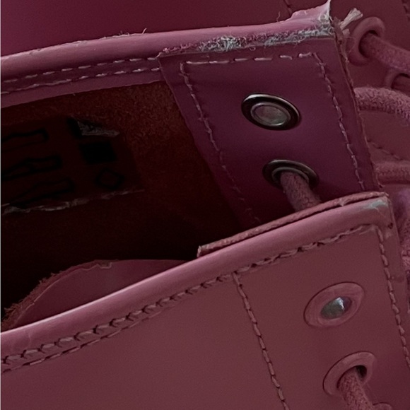 Dr. Martens Pink Combat Boots Womens 10 airware - Picture 11 of 11